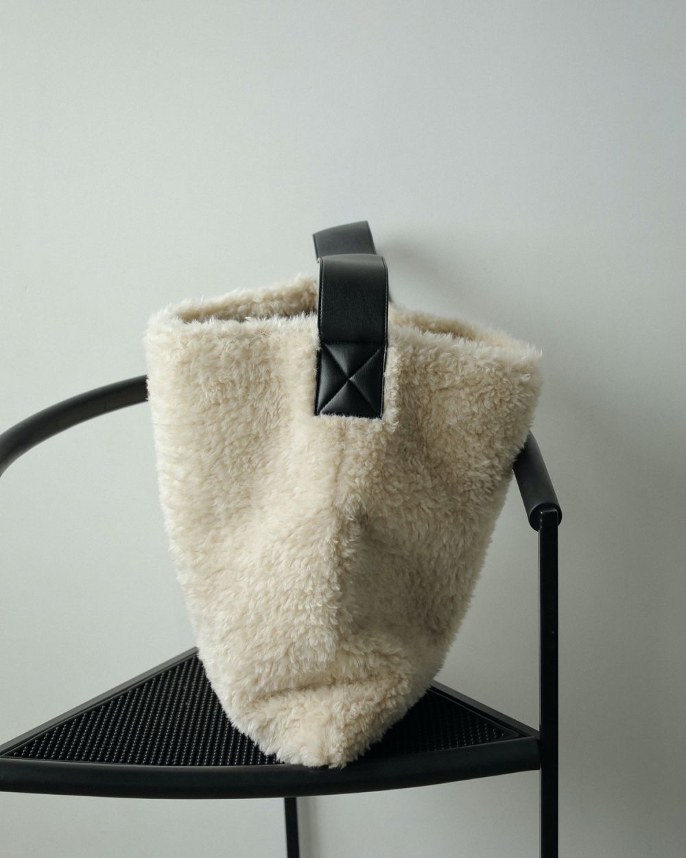 anuke アンヌーク Boa Tote Bag ボア トートバッグ ànuke - Boa Tote Bag / ボアトートバッグ (ブラック) | Sir