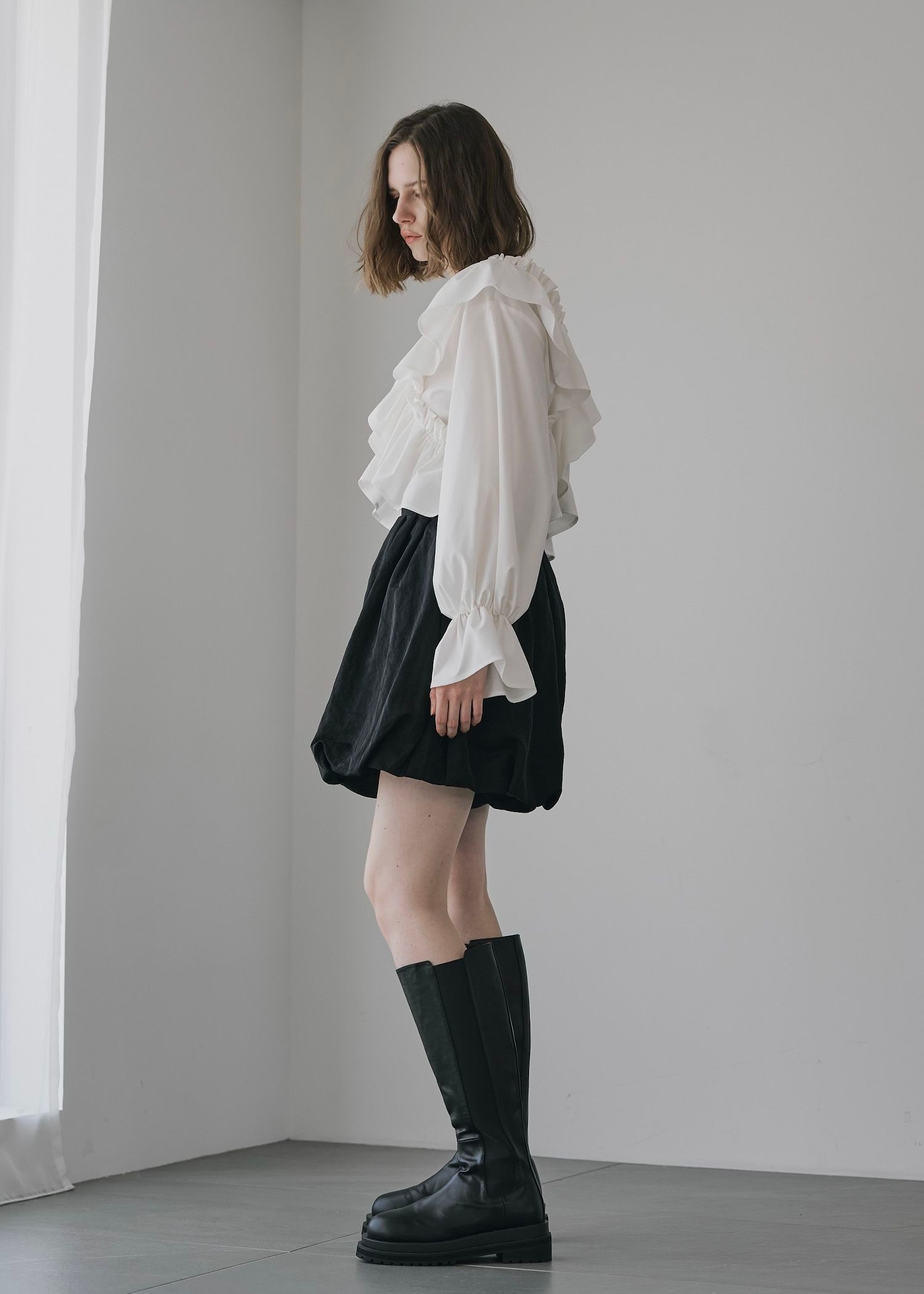 volume tuck balloon S/PT / ボリュームタックバルーン ショートパンツ (ブラック) / 25AW /