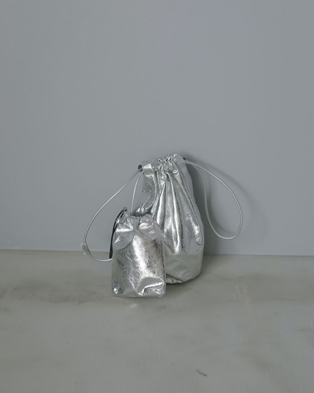 Leather Tube Bag / レザー チューブバッグ (シルバー)