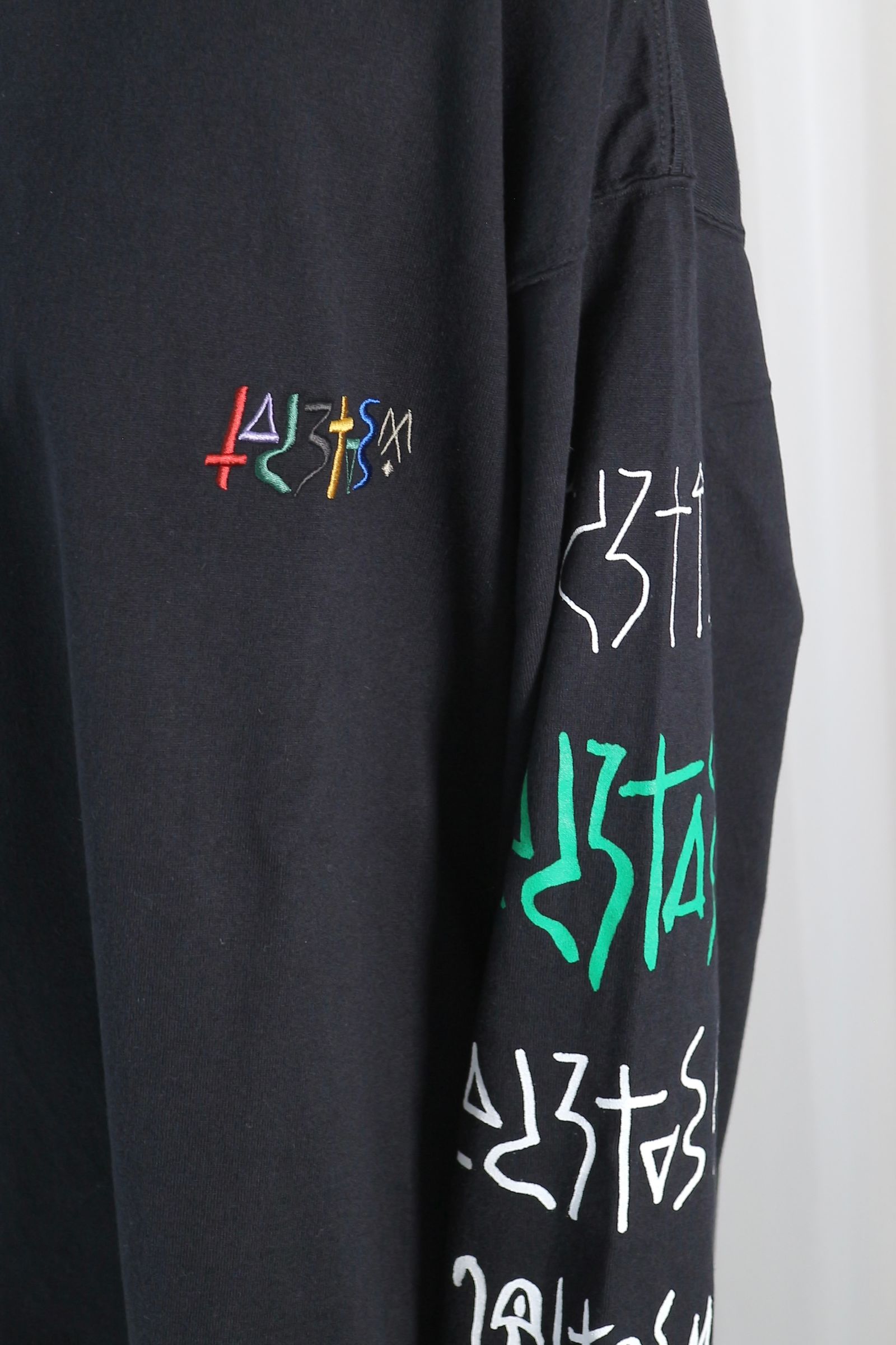 GRAPHIC LONG SLEEVE TEE / グラフィックロングスリーブTシャツ (ブラック)  / ユニセックス