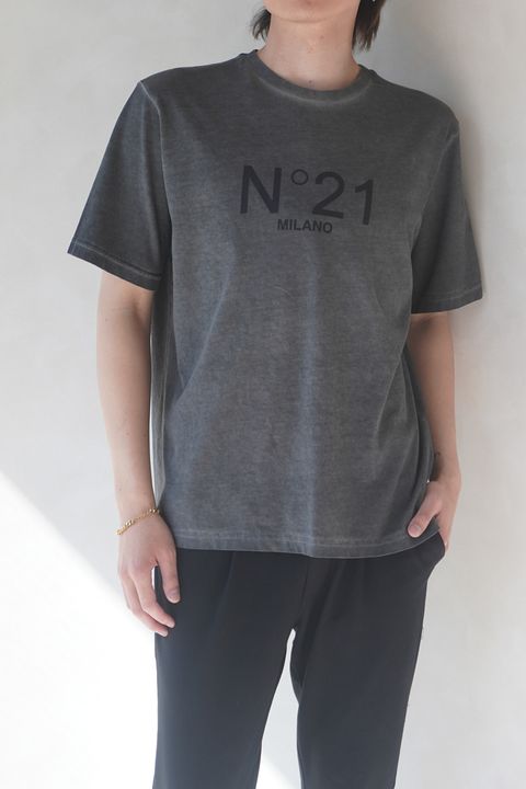 WASHED LOGO T-SHIRT / ウォッシュドロゴT / ユニセックス (ブラック×ブラック)