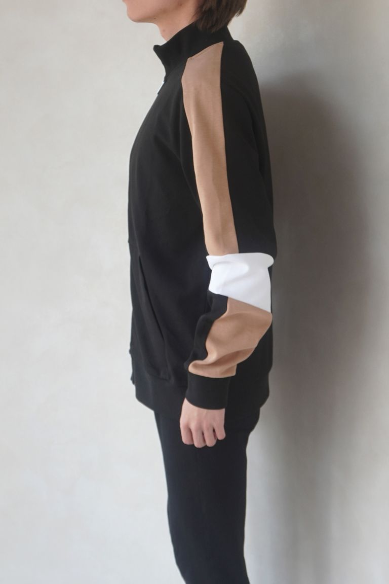 176cm 64kg 着用:M