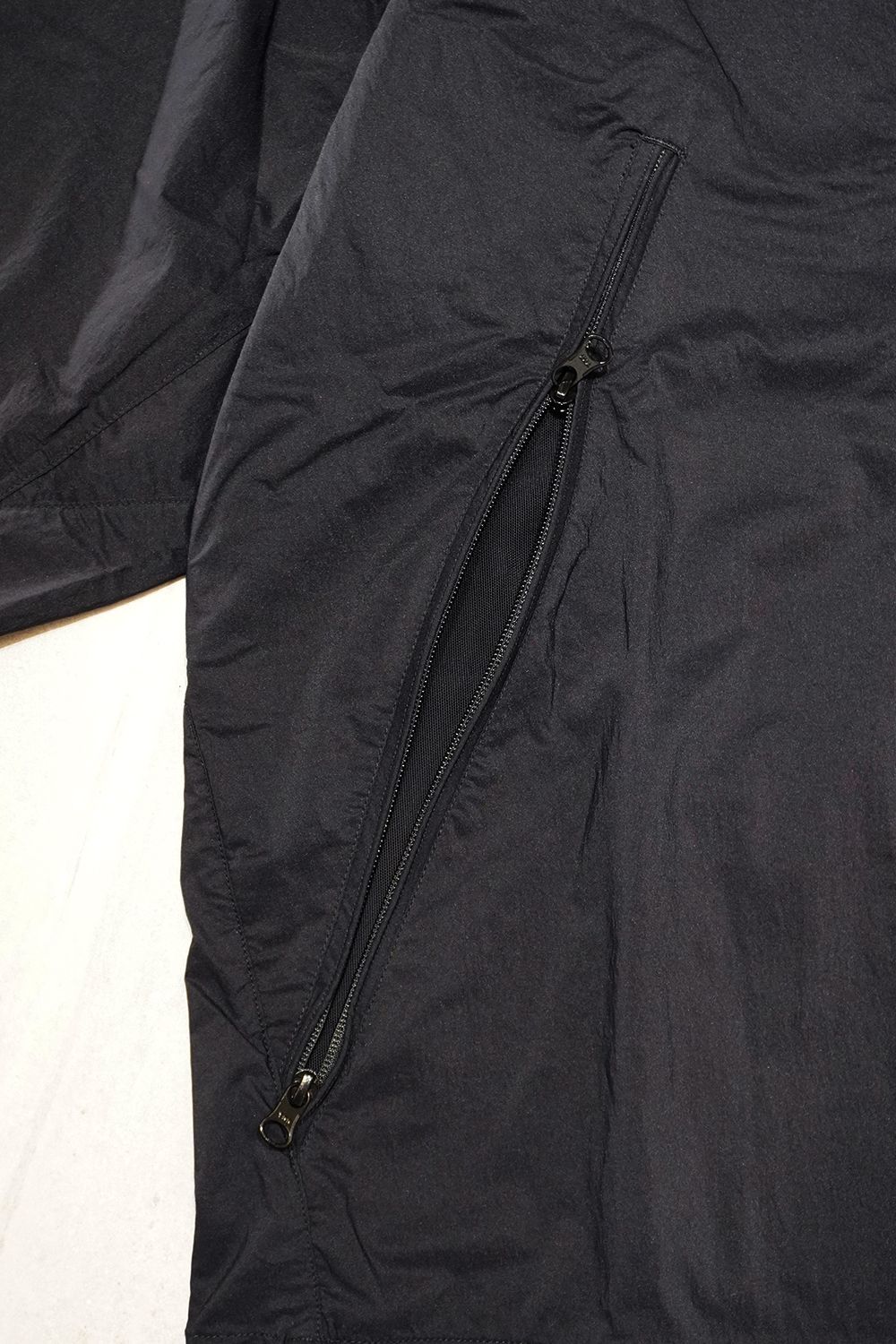 STRETCH ZIP JACKET / ストレッチジップジャケット (ブラック) / ユニセックス