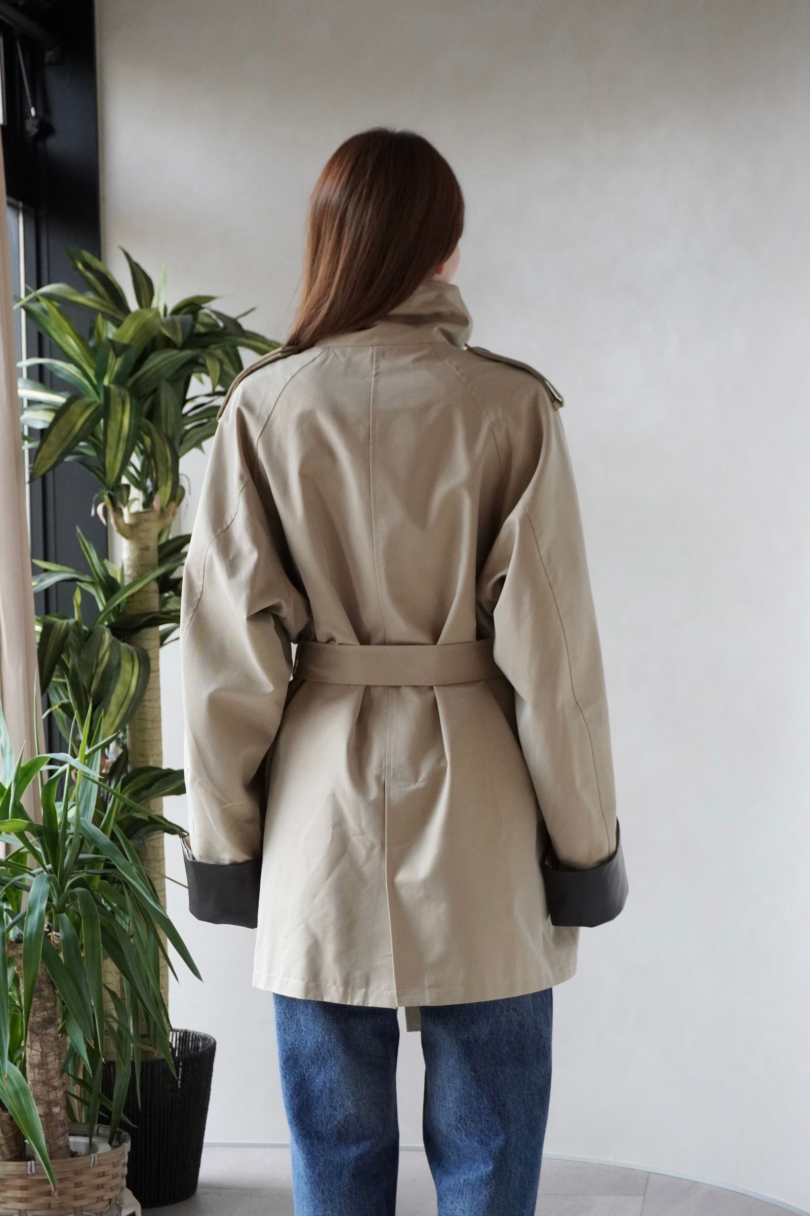 【26TH-05】スタンドカラートレンチコート (ベージュ) Stand collar trench (Beige) /  エコファー  /  フェイクファー