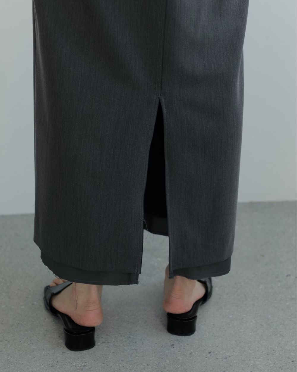 Cutoff Vneck Onepiece / カットオフ Vネックワンピース (グレー)