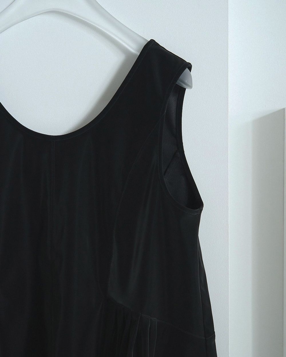 Uneck Peplum Tops / Uネック ペプラムトップス (ブラック)