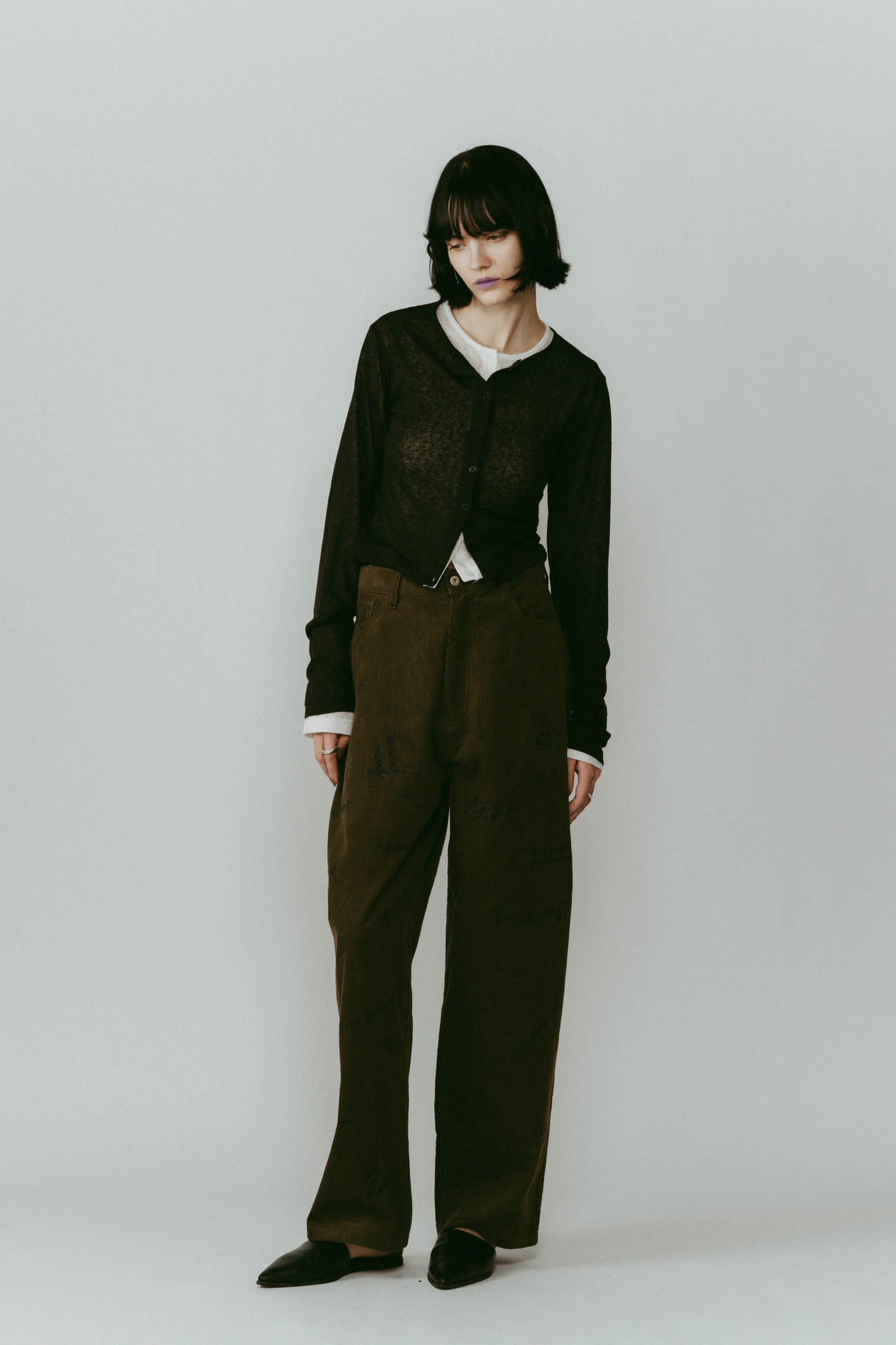 embroidered corduroy pants / レタリング刺繍 コーデュロイパンツ (カーキ) / 25AW