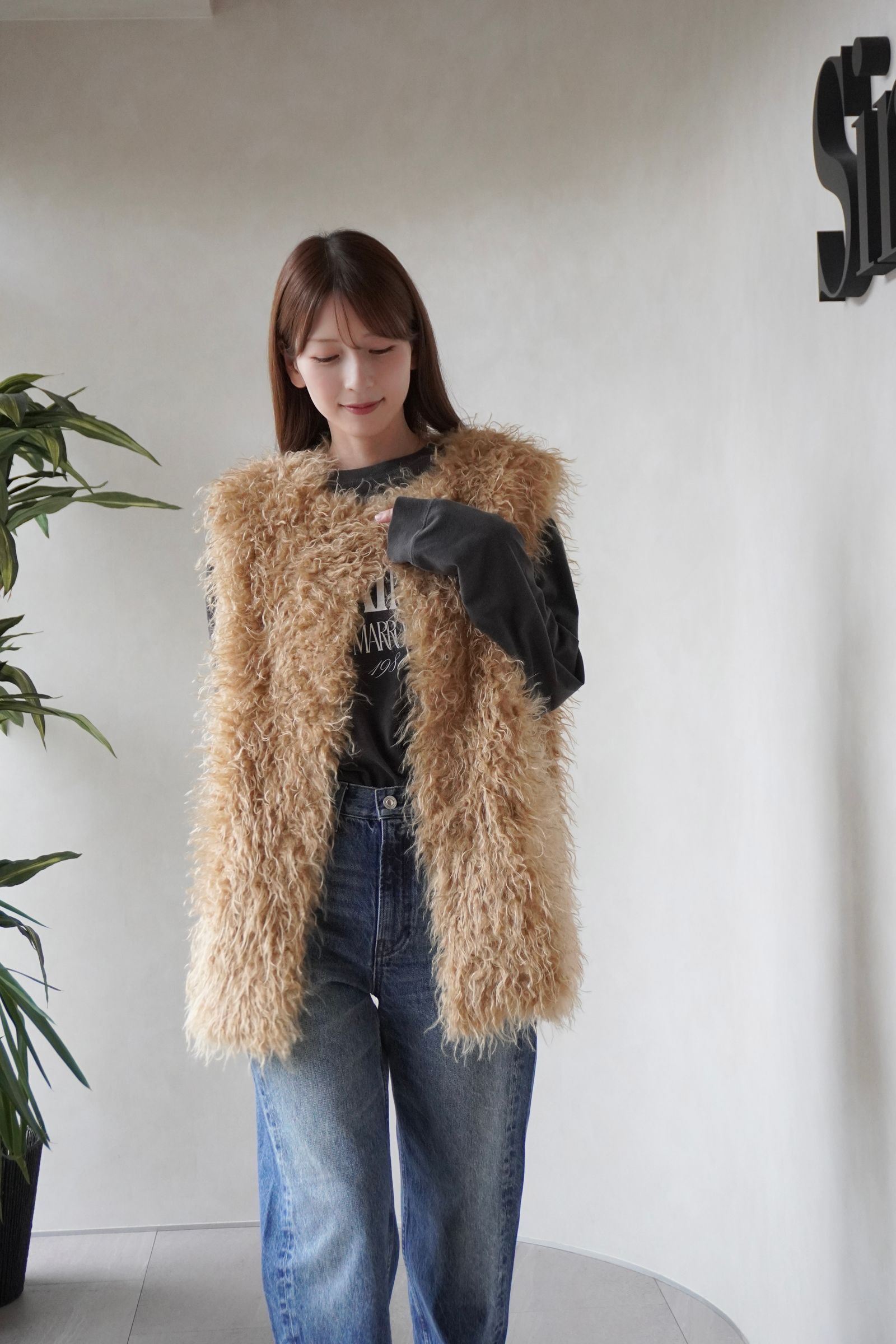 【26TH-18】カーリーファーベスト (マスタード) Curly Fur Vest (Mustard) /  エコファー  /  フェイクファー