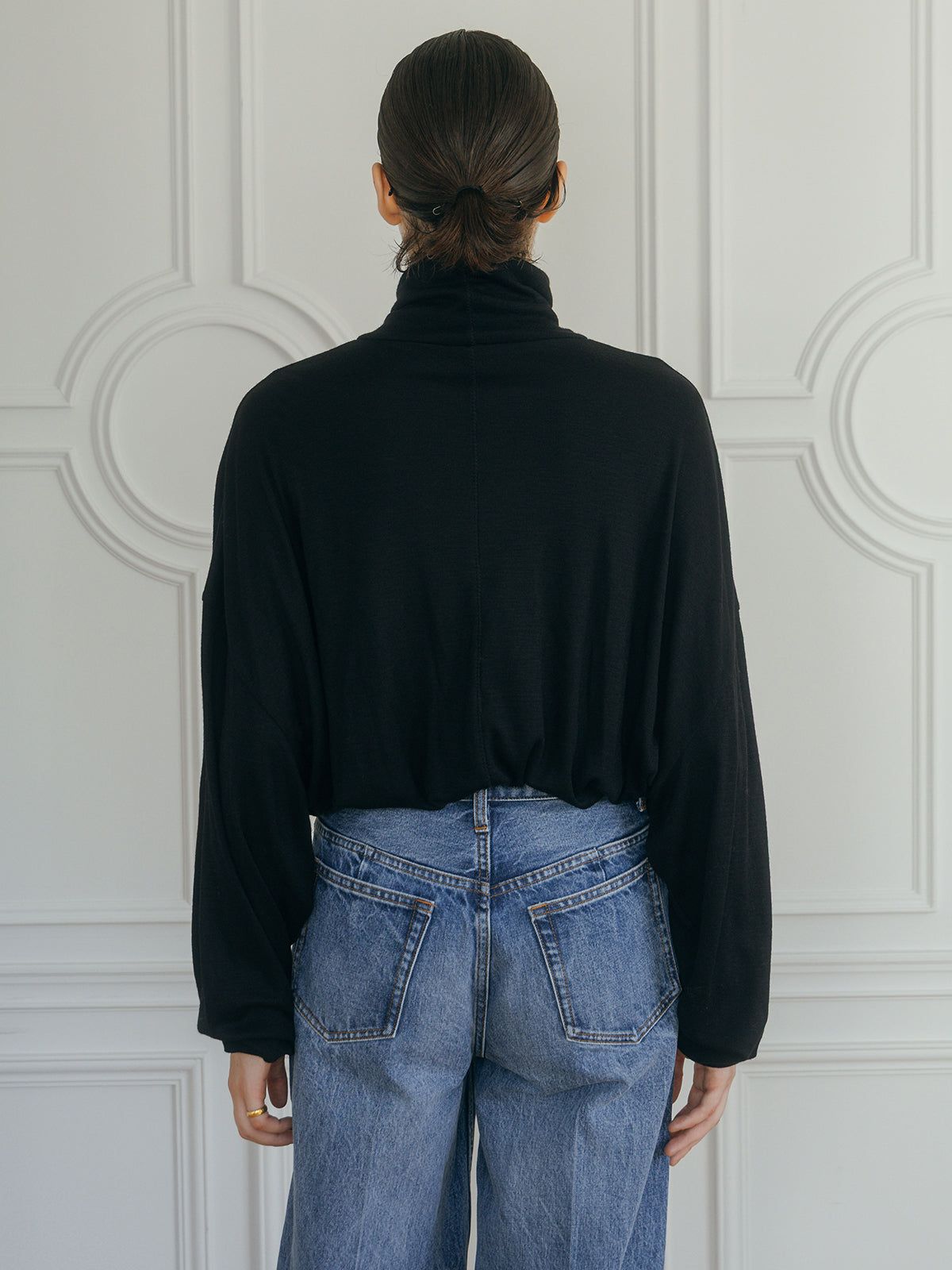 【25AW】FINE WOOL OVER HIGH NECK TOPS / ファインウール ハイネックニットトップス  (ブラック)