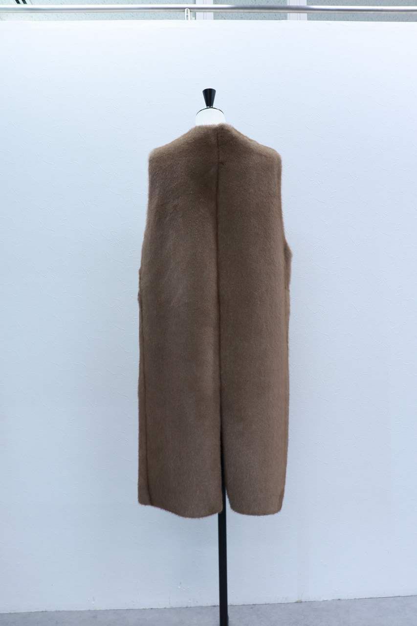 リバーシブル ムートンジレ (ベージュ) Reversible shearling gilet (Beige) / 26AW
