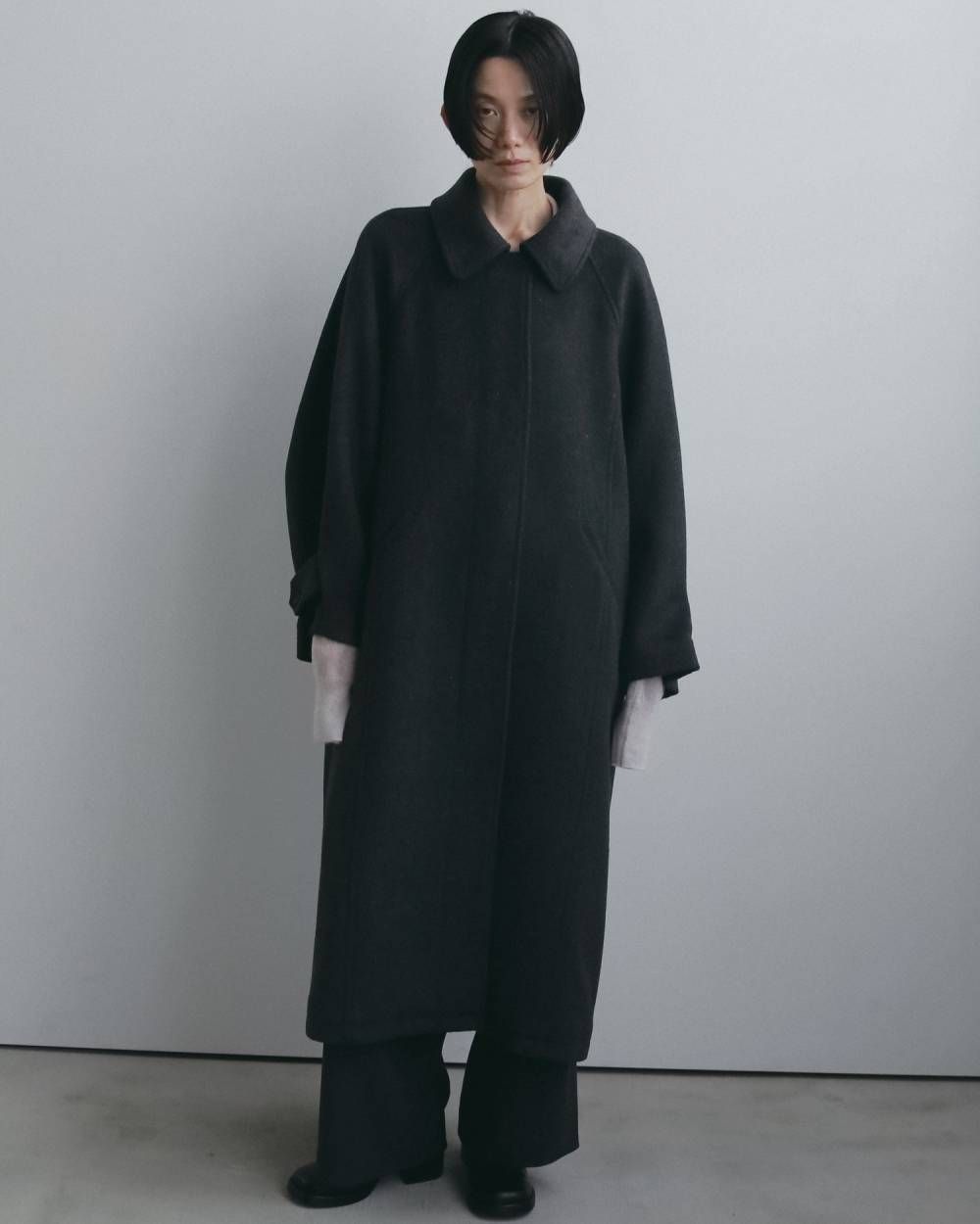 ステンカラーオーバーコート (チャコールグレー) Soutiencollar Over Coat (Charcoal gray) / 26AW 【6月29日まで期間限定予約】