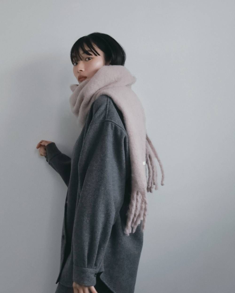 ソフトフリンジ ストール (ピンク) Soft Fringe Stole (Pink) / 26AW 【6月29日まで期間限定予約】