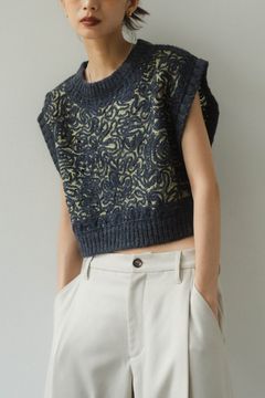 embroidery knit best / エンブロイダリーニットベスト (ネイビー)  Knuth Marf