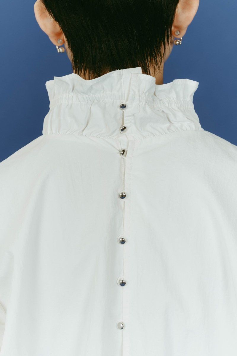 many way frill blouse (White) / メニーウェイ フリルブラウス (ホワイト) / 26SS