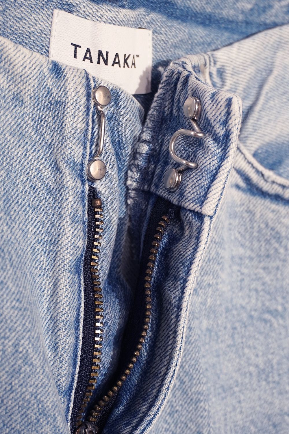 WIDE JEAN TROUSERS / デニムワイドパンツ (アッシュブリーチ) / レディース