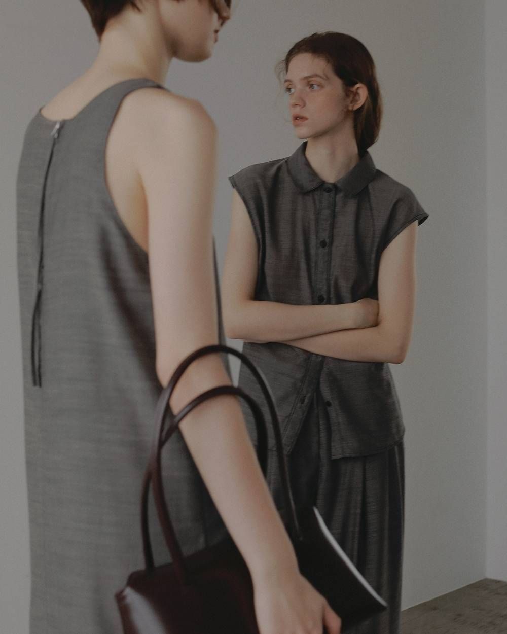 ウールシャンブレー ノースリーブシャツ (グレージュ) Woolchambray Sleeveless Shirts (Graige) / 27SS