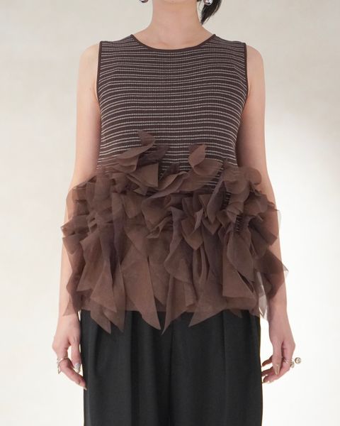 グラデーションフリル ノースリーブニット (ブラウン) gradation frill no sleeve knit (Brown) /  26SS