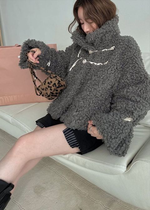 poodle fur cord toggle short JK / プードルファー トグルショートジャケットコート (チャコール) / 25AW