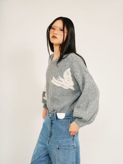 【BF割引対象12/2まで】Illustration jacquard knit top / イラストジャガードニットトップス (グレー) / 25AW