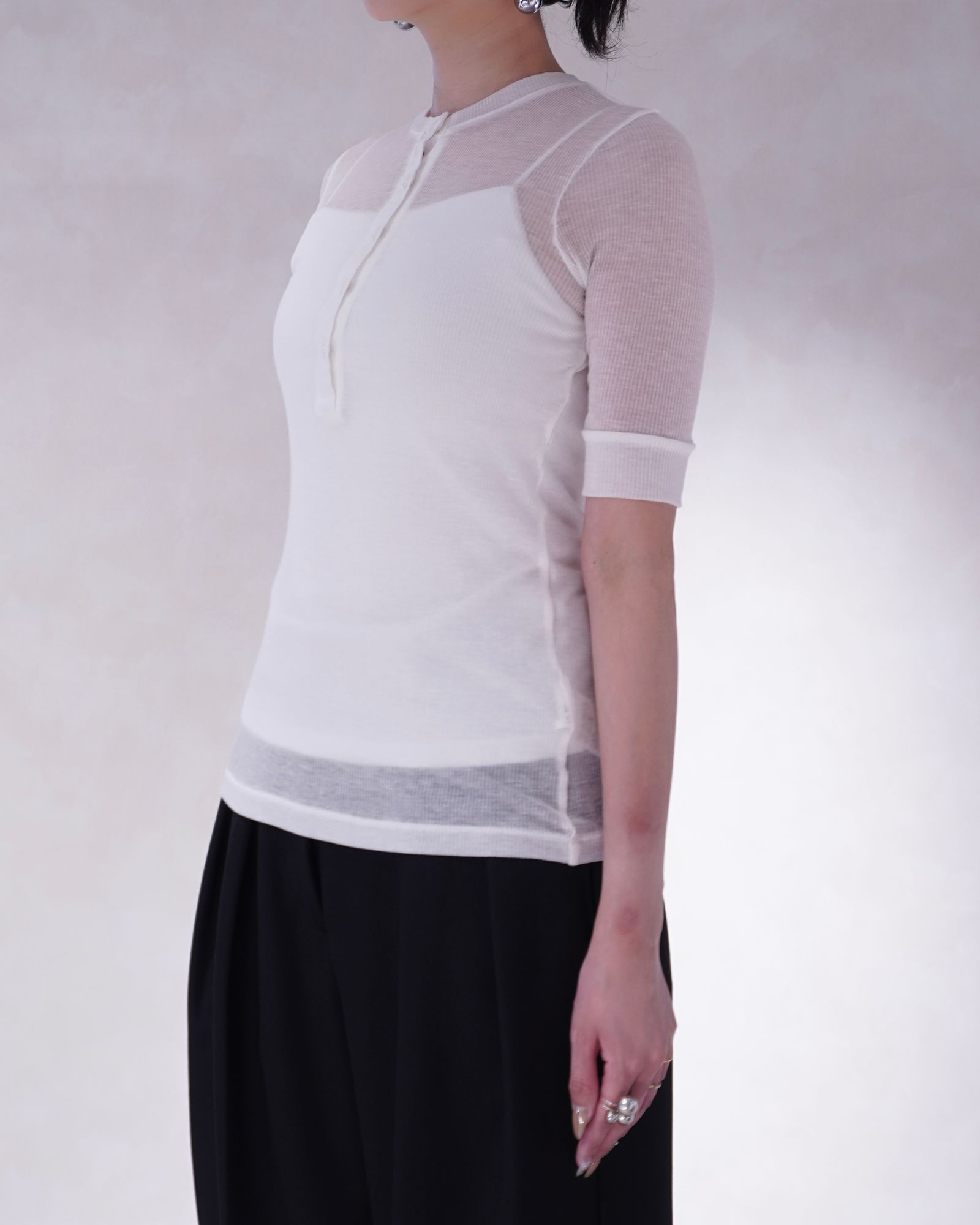 ヘンリートップス (ホワイト) TENCEL CASHMERE HENLEY TOP (White) / 26SS