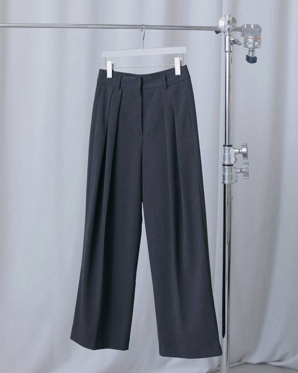 ラックワイドパンツ (チャコールグレー) Tuck Wide Pants (Charcoal gray) / 26AW 【6月29日まで期間限定予約】