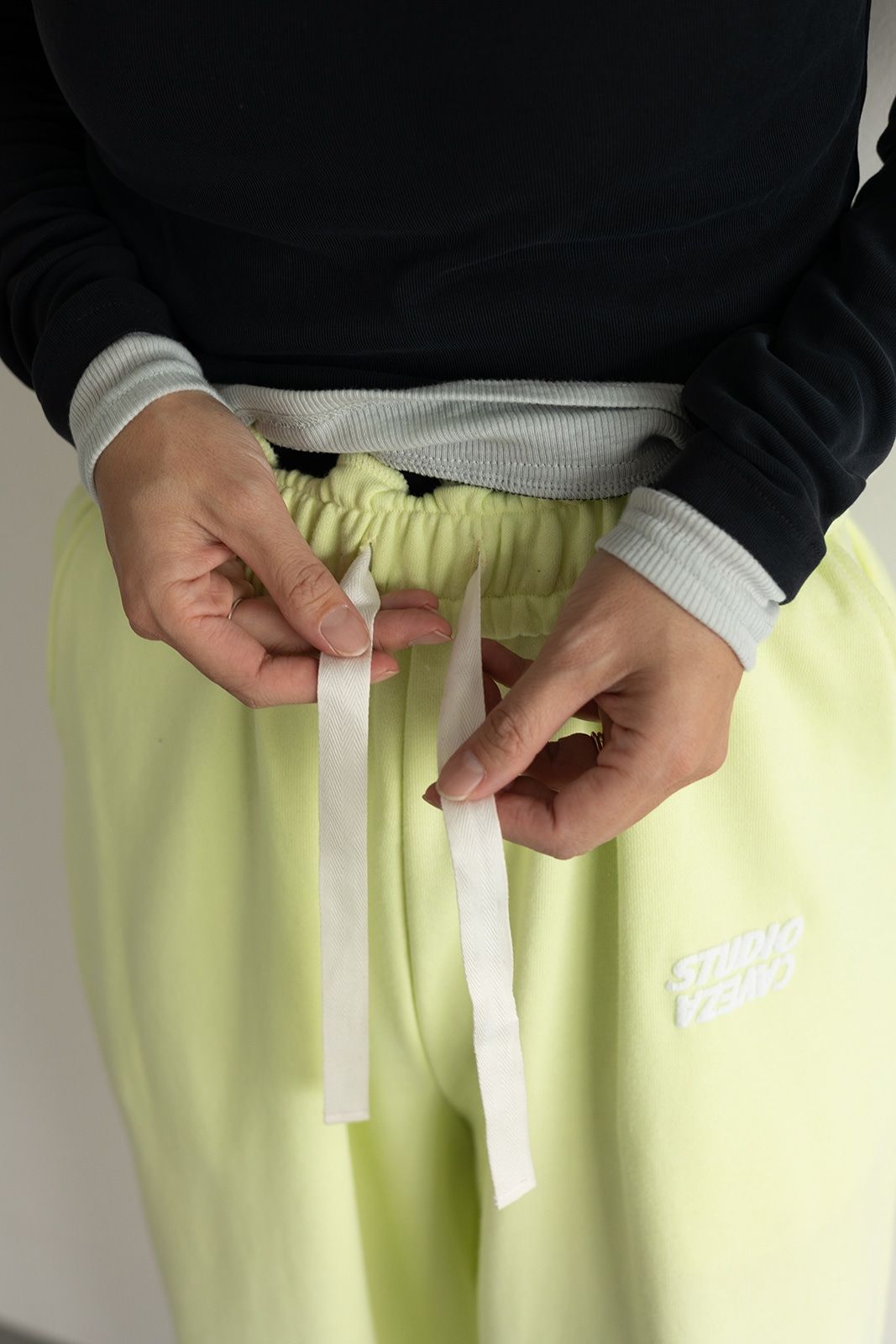 STUDIO CAVEZA Print Sweat Pants (Lemon) / スタジオカベサ プリントスウェットパンツ (レモン) / 26SS