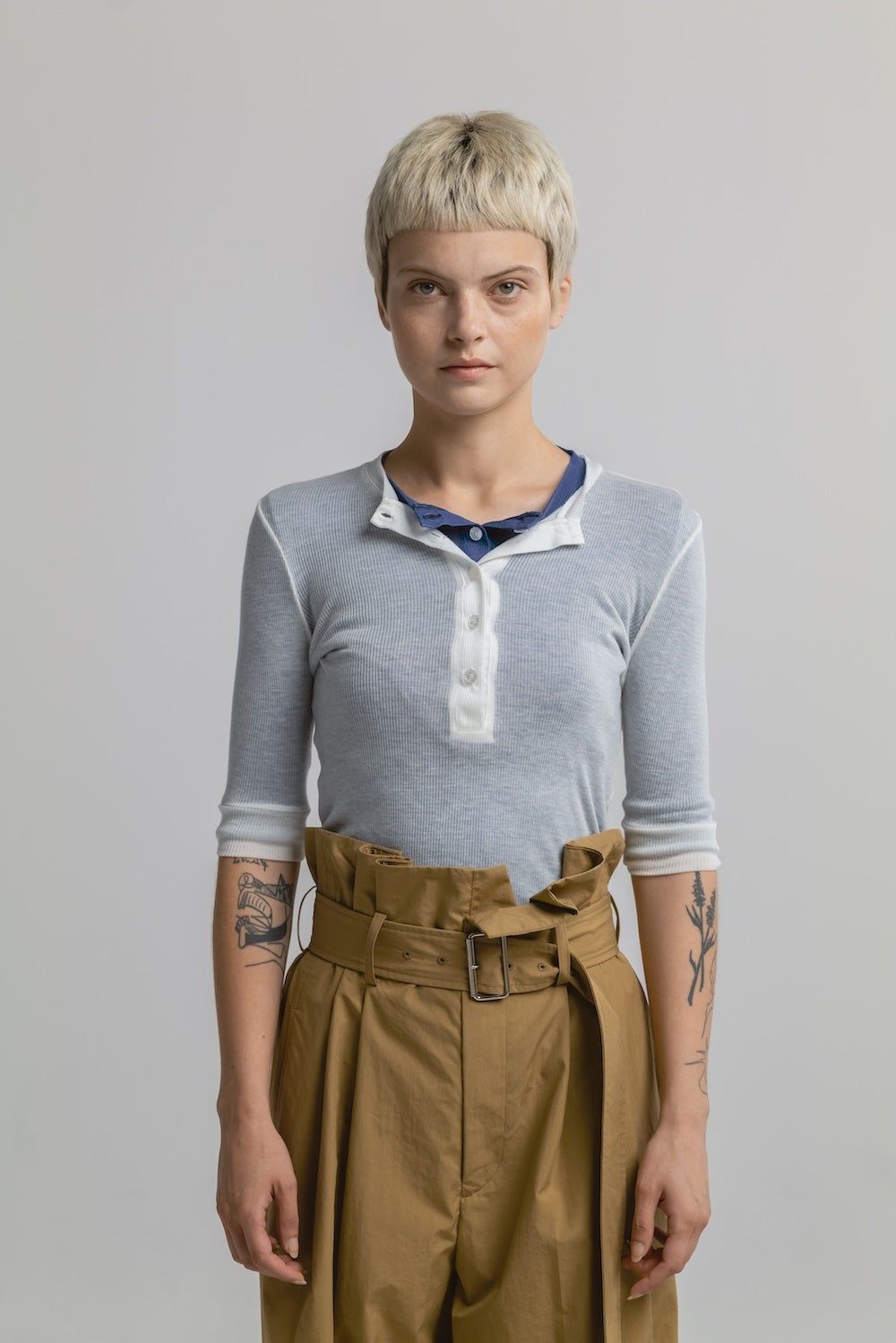 ヘンリートップス (ホワイト) TENCEL CASHMERE HENLEY TOP (White) / 26SS
