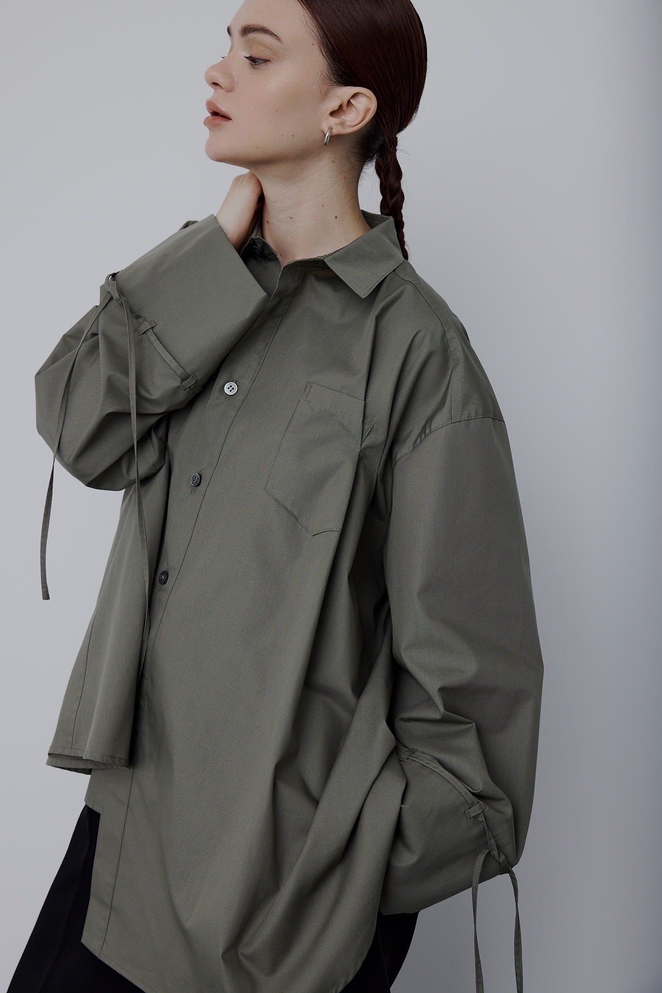 Chest tuck tunic / チェストタック チュニック (カーキ)