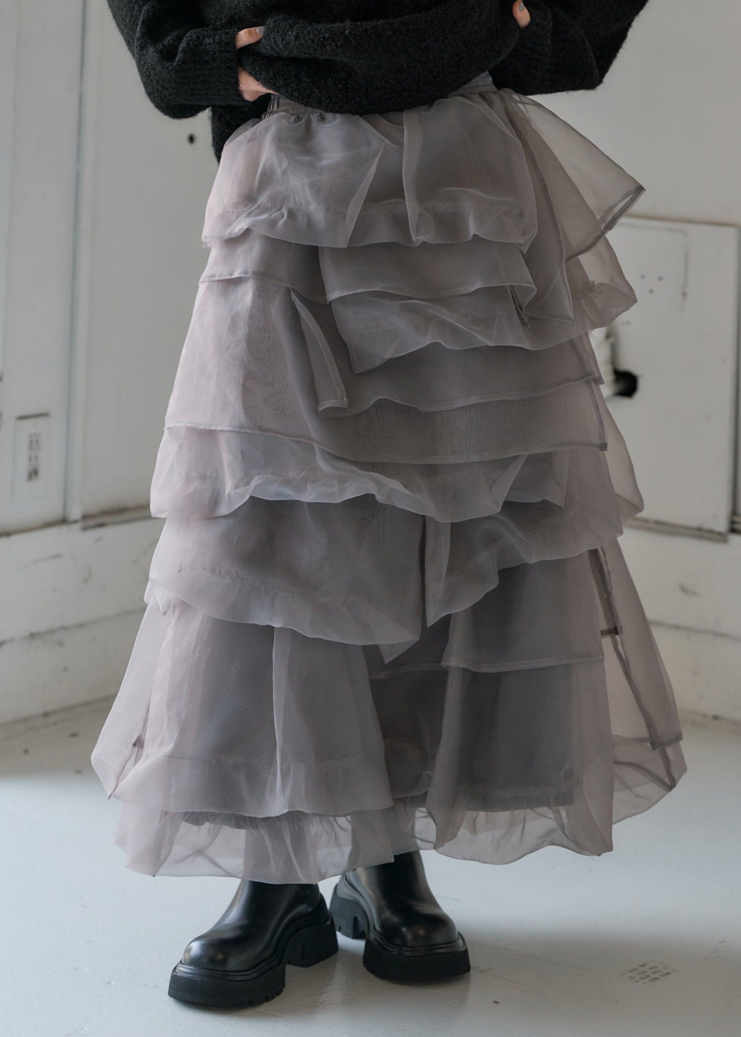 organdy random tiered pattern SK / オーガンジー ティアードスカート (グレー) / 25AW /