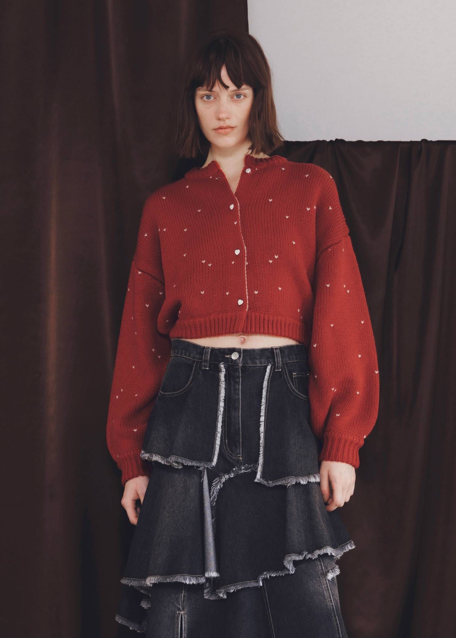 【ショート】ハートドット リバーシブルカーディガン (レッド×タン) short heart dot jacquard reversible knit cardigan (red×tan) /  26SS