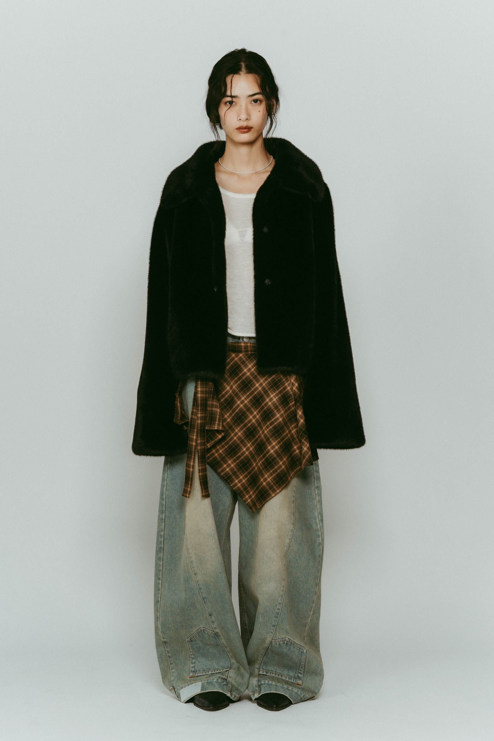 point collar fur coat / ポイントカラー ファーコートジャケット (ブラック) / 25AW