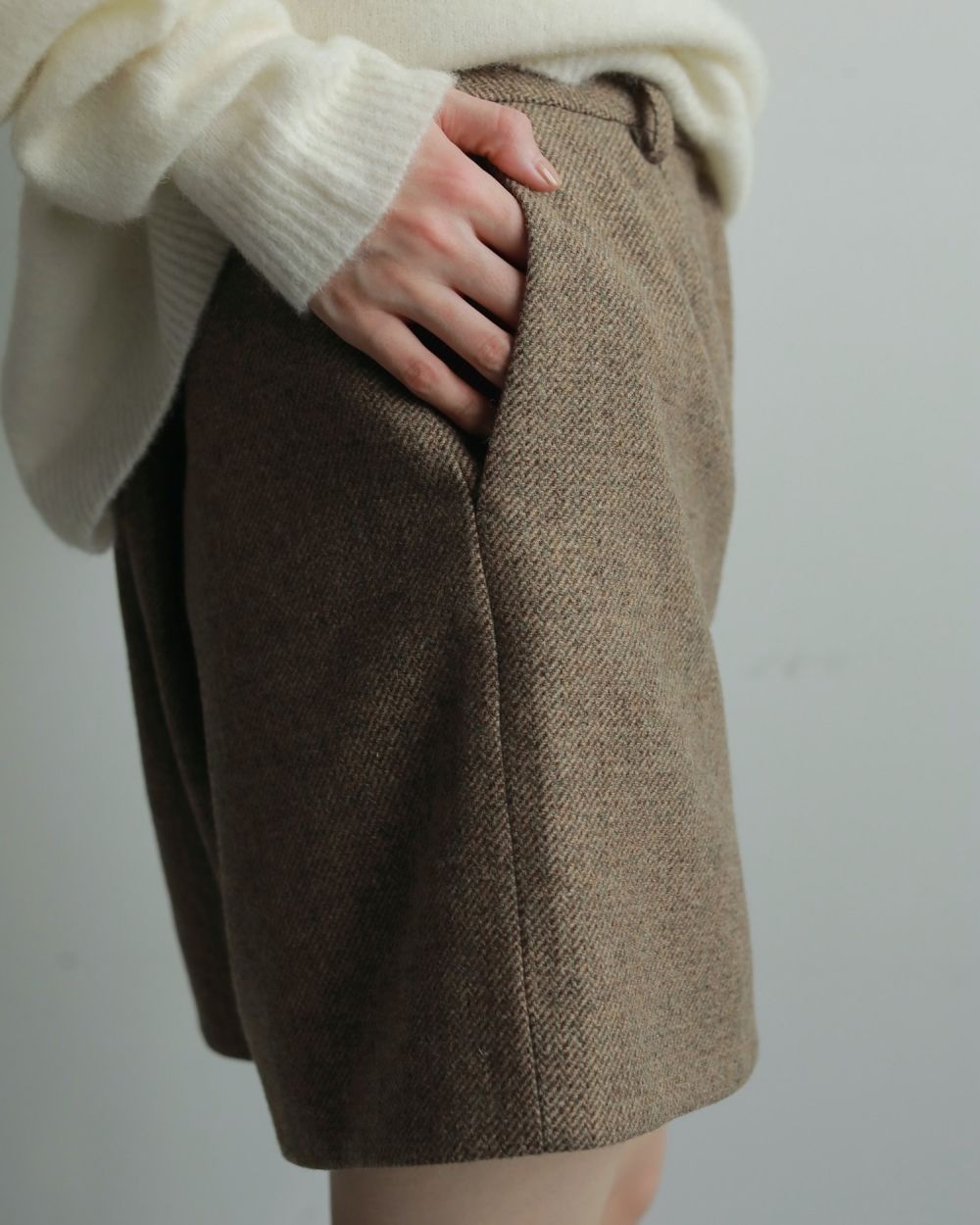 【25AW】Herringbone Short Pants / ヘリンボーン ショートパンツ (ベージュ)