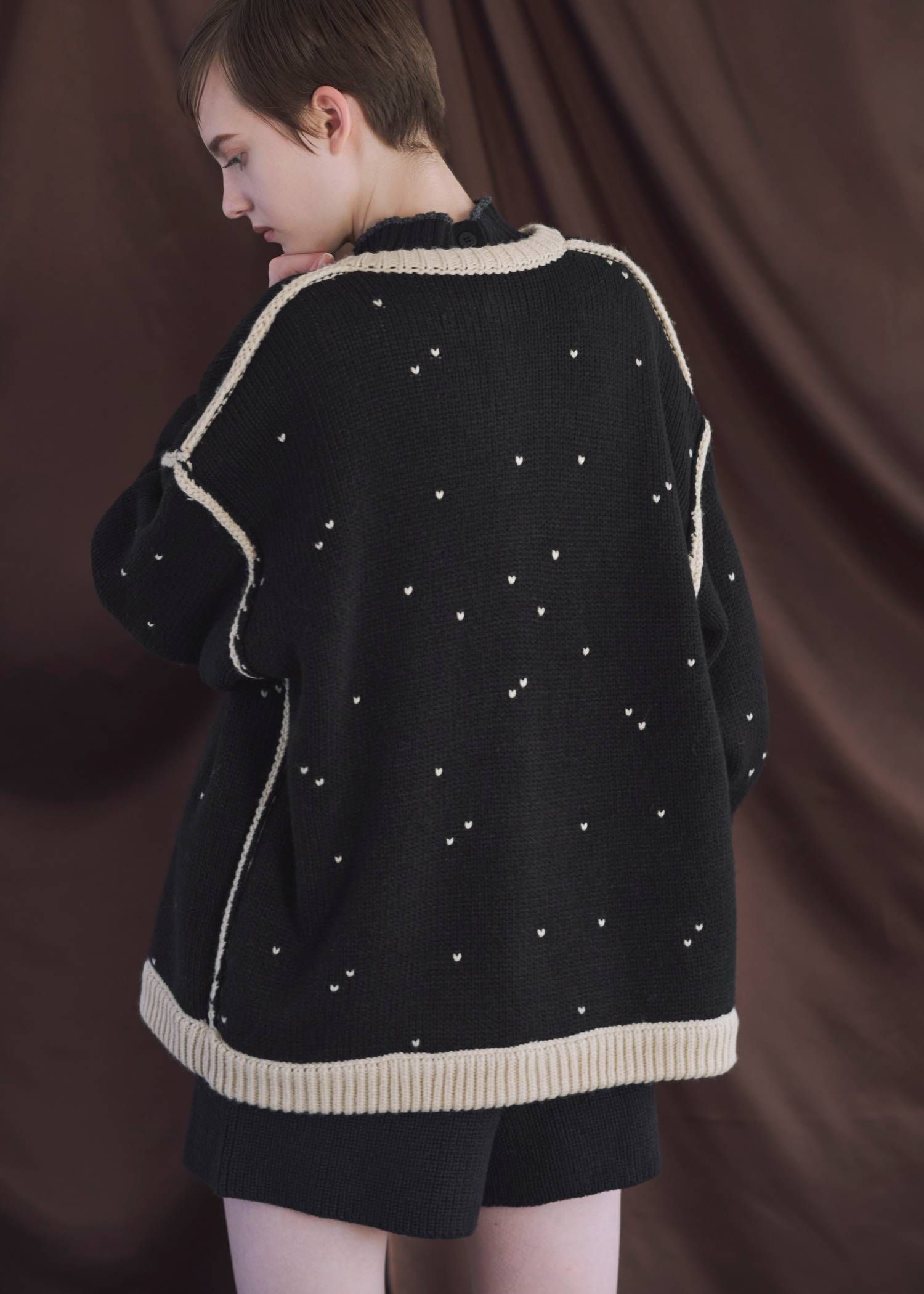 【ロング】ハートドット リバーシブルカーディガン (タン×ブラック) long heart dot jacquard reversible knit cardigan (tan×black) /  26SS