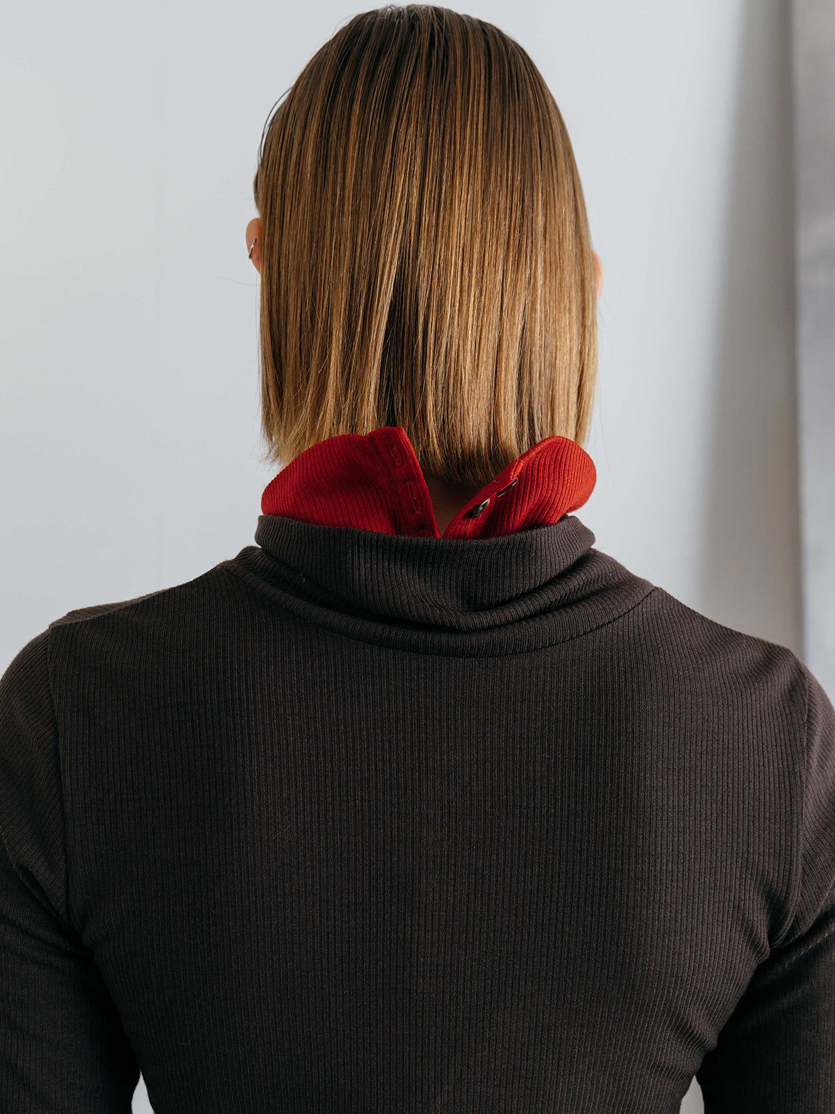 HENRY HIGH NECK TOPS / ヘンリーハイネックトップス (Brown) / 26SS