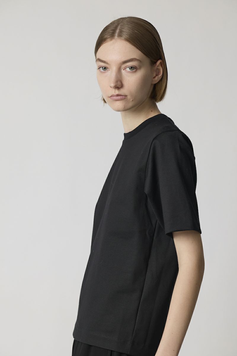【25SS】REFINA COMPACT T-SHIRT / リフィナコンパクトTシャツ (ブラック)
