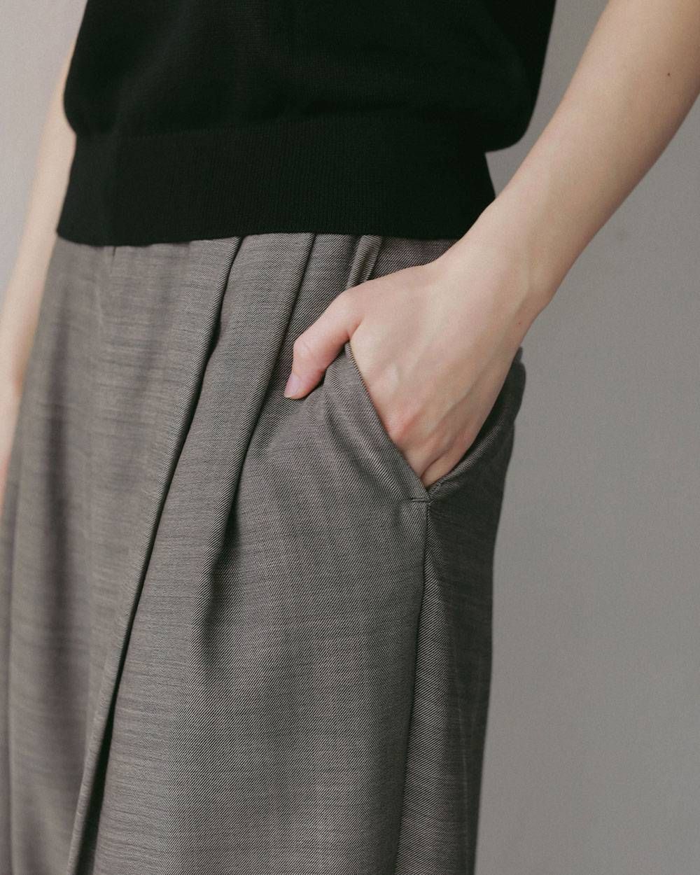 ウールシャンブレー タックパンツ (グレージュ) Woolchambray Tuck Pants (Graige) / 27SS