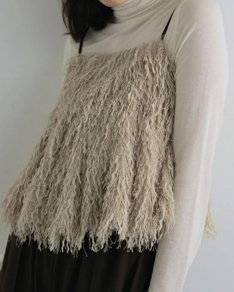 【25AW】Backopen Feather Camisole / バックオープン フェザーキャミソール (ベージュ)