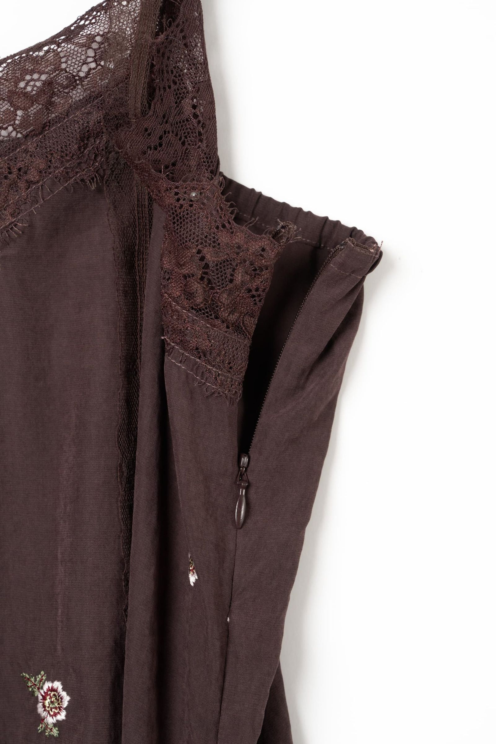 レースキャミソールドレス (ブラウン) lace cami dress (Brown) / 26AW