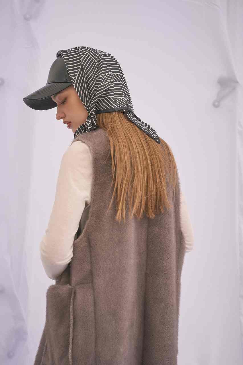 リバーシブル ムートンジレ (ベージュ) Reversible shearling gilet (Beige) / 26AW