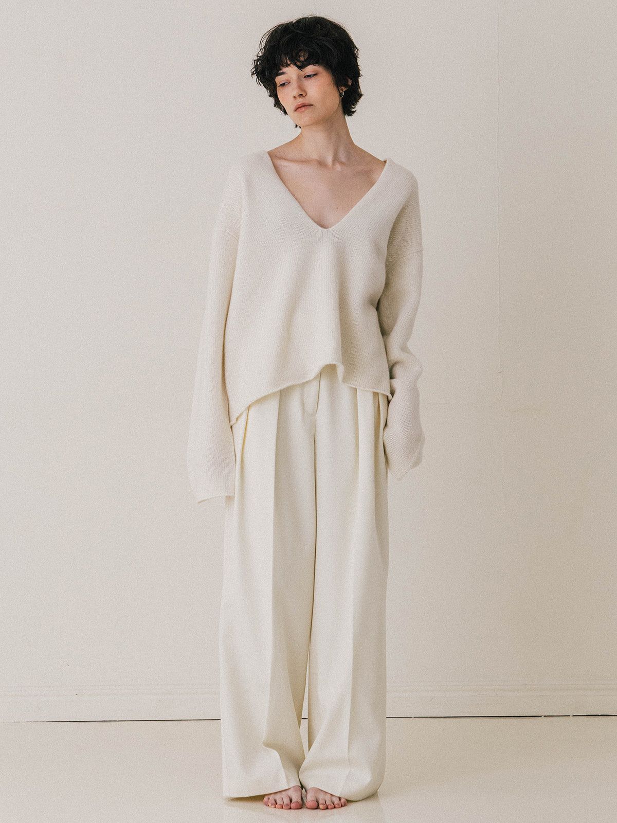 【25AW】HAMILTON V NECK KNIT / ハミルトン Vネックニット (アイボリー)