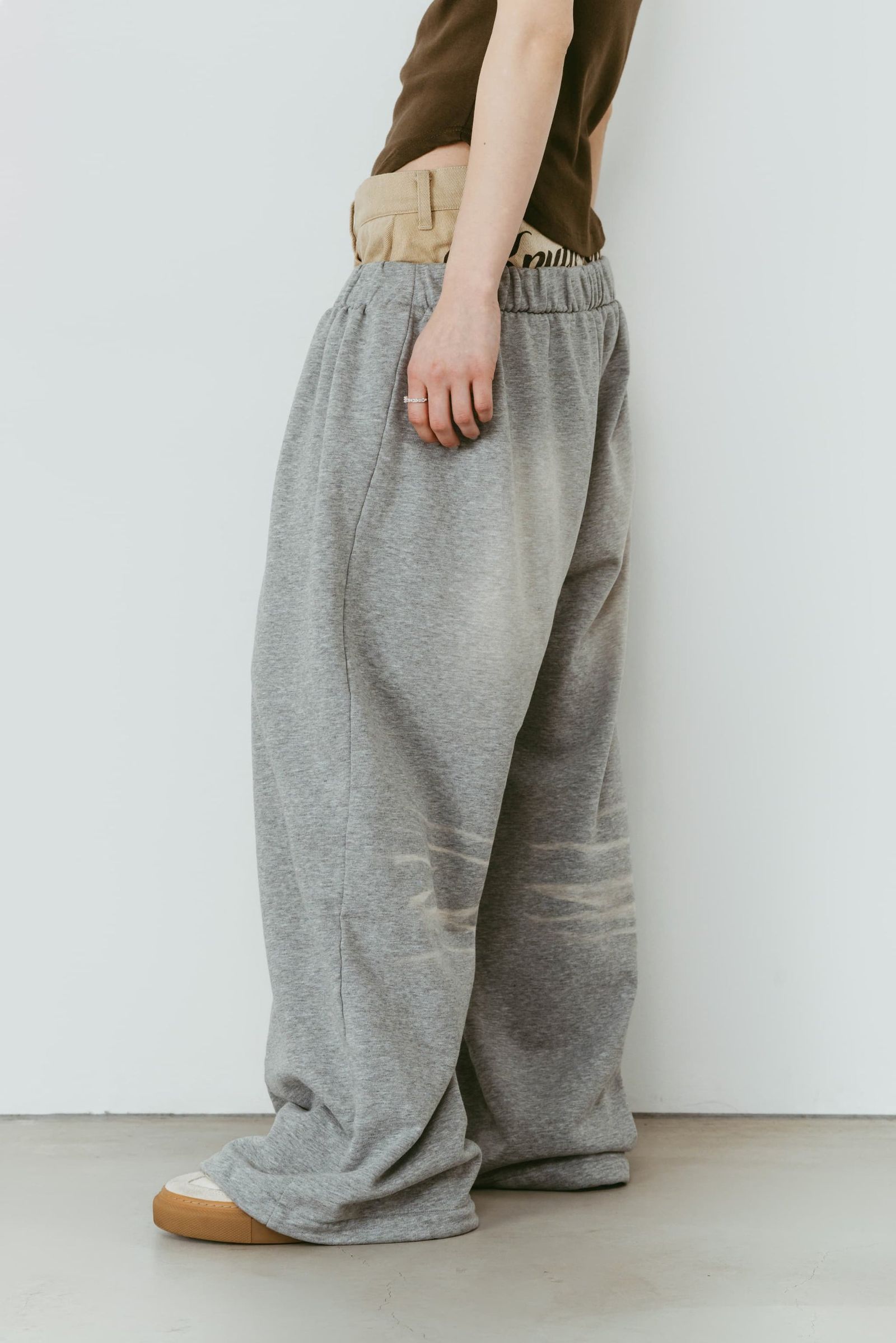 ダブルレイヤースウェットパンツ (グレー) double-layer sweatpants (Gray) /  26SS
