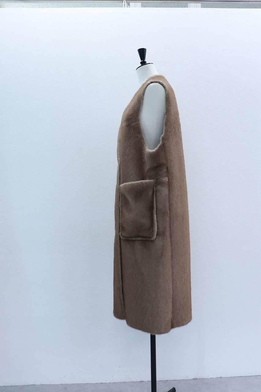 リバーシブル ムートンジレ (ベージュ) Reversible shearling gilet (Beige) / 26AW