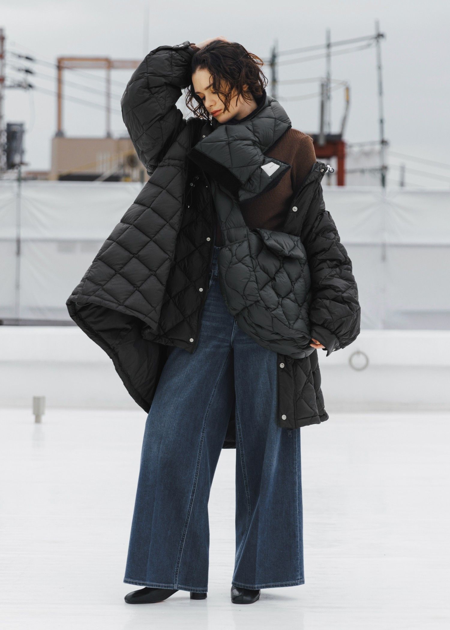 【TAION × WILLFULLY】quilting shoulder down bag / タイオンコラボ キルティングショルダーバッグ (チャコール) / 25AW /