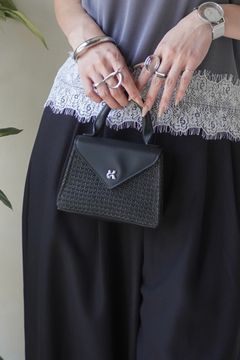 Kモチーフ ミニバスケットバッグ (ブラック) K motif mini basket