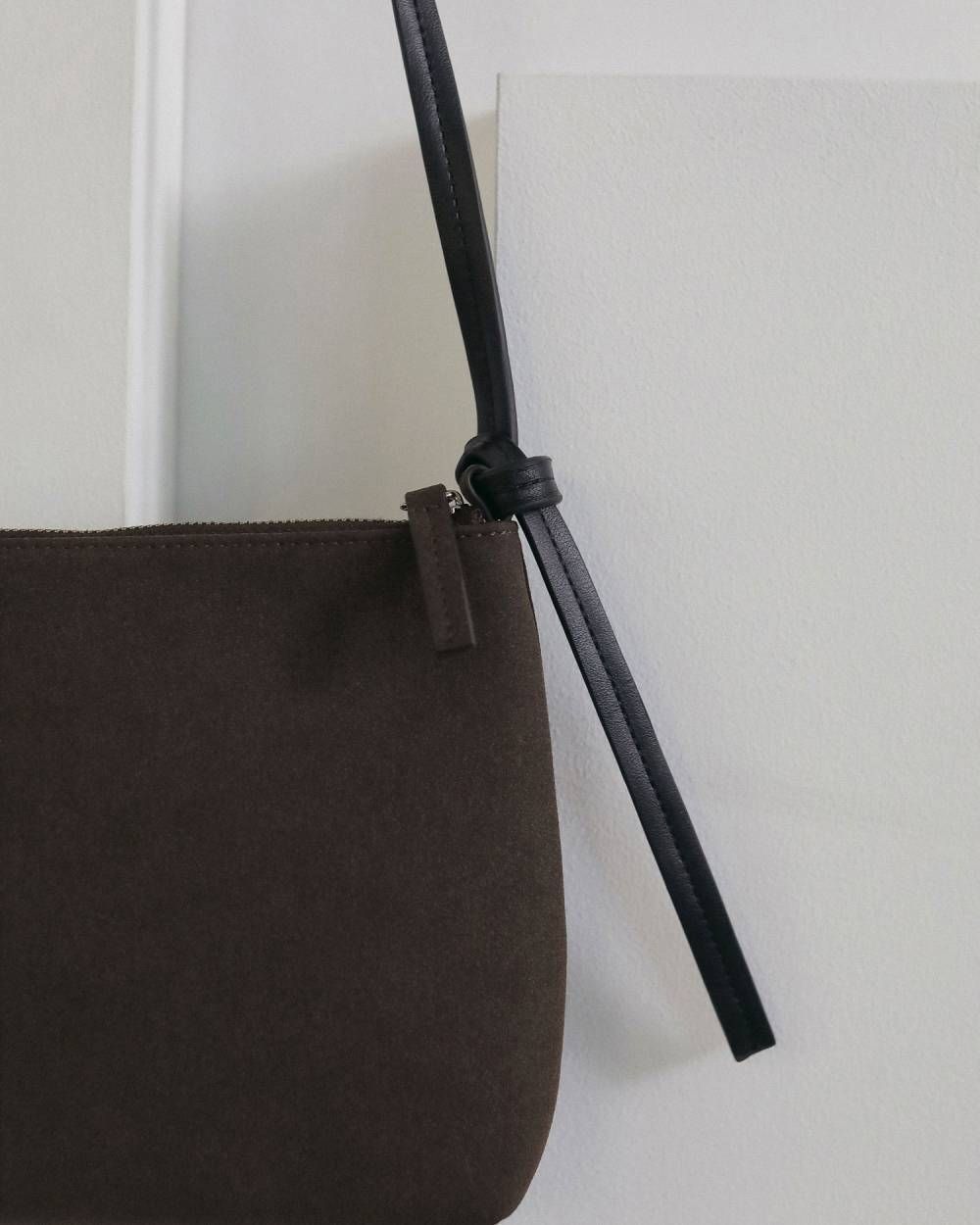 エコレザーハンドバッグ (ブラウン) Ecoleather Hand Bag (Brown) / 26AW 【6月29日まで期間限定予約】