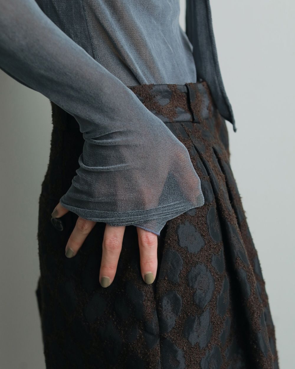 【25AW】Velour Tie Tops / ベロアタイトップス (ブルー)