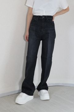 【YANUK × CASA FLINE】CENTER PRESS STRAIGNT DENIM / センタープレスストレートデニム (ブラック) 美脚 / オーガニックコットン / 体型カバー