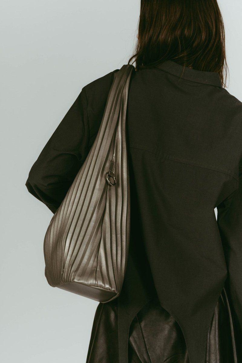 leather pleats bag (Silver) / レザープリーツバッグ (シルバー) / 26SS