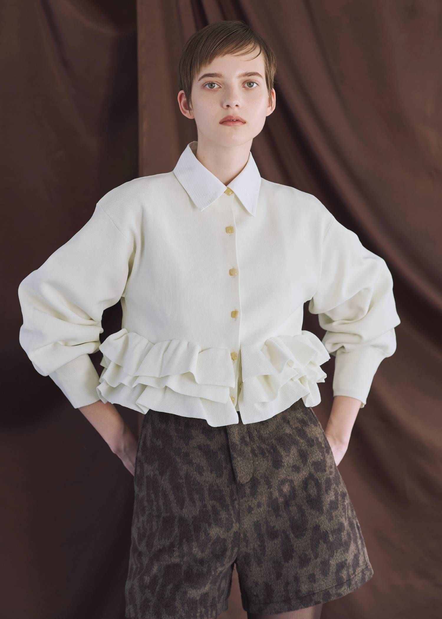 フリルニットカーディガン (アイボリー) hem ruffle frill knit cardigan (Ivory) /  26SS