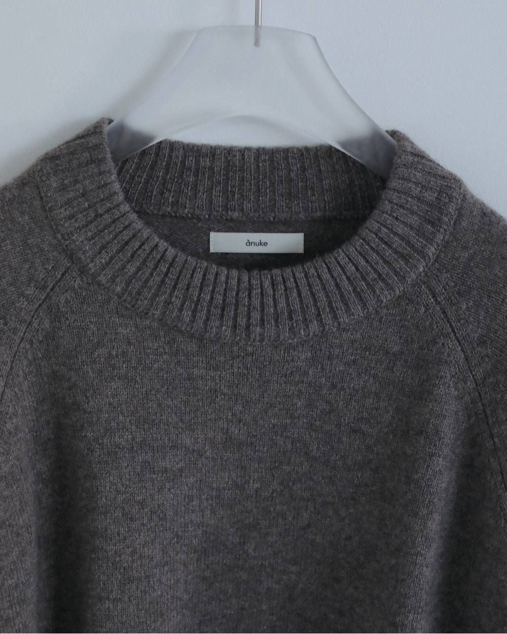ウールクルーネックトップス (モカ) Wool Crewneck Tops (Mocha) / 26AW 【6月29日まで期間限定予約】